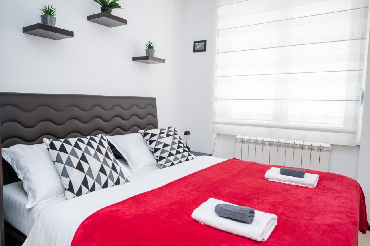 Bright 1Bdr Apartment In The City Center 사라예보 외부 사진