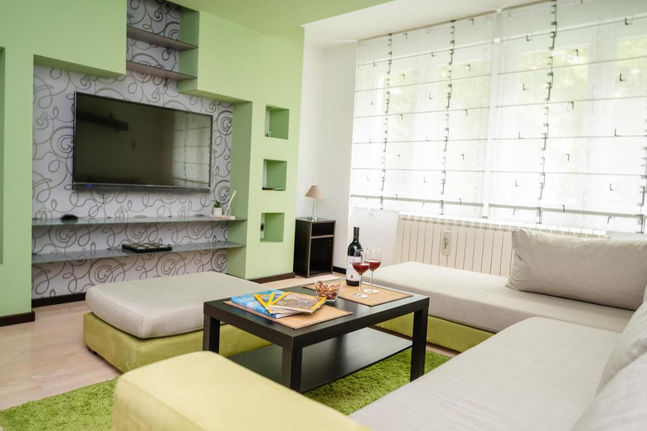 Bright 1Bdr Apartment In The City Center 사라예보 외부 사진