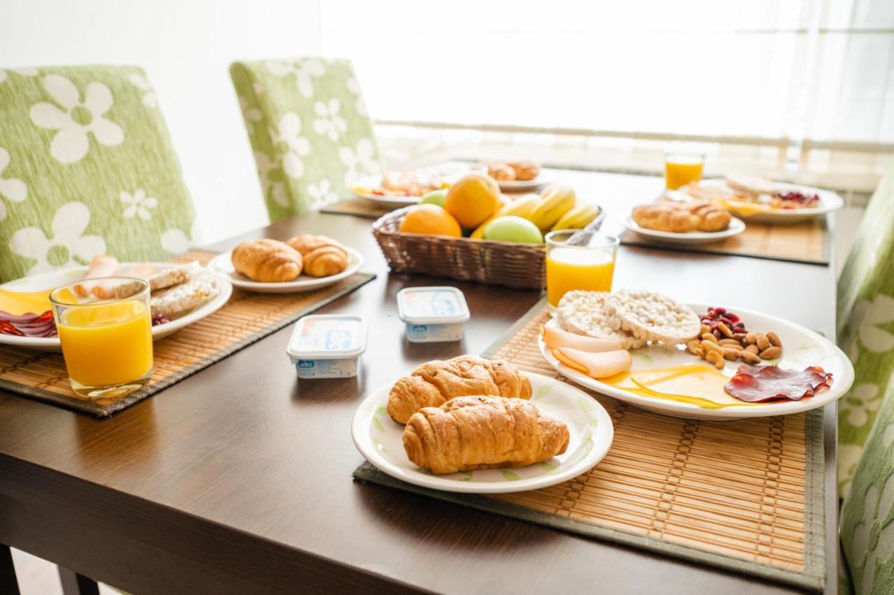 Bright 1Bdr Apartment In The City Center 사라예보 외부 사진